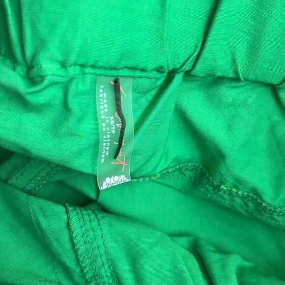 NWOT Free People FP Movement Offsides Pants Green Sheen Size XS - Picture 9 of 11